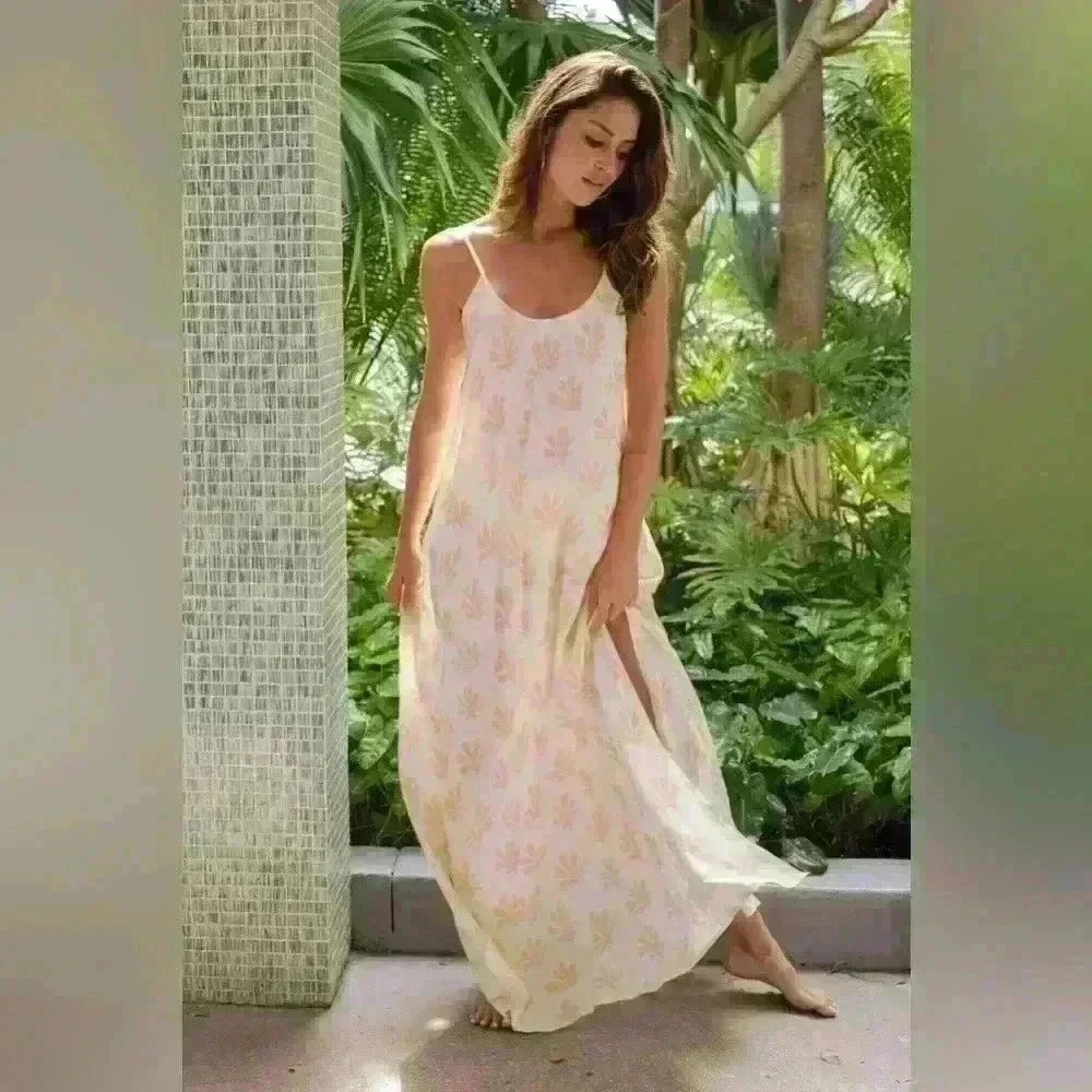 Citrine Leta Flowy Adjustable Strap Scoop Back Maxi Dress in Tan Reef Size M